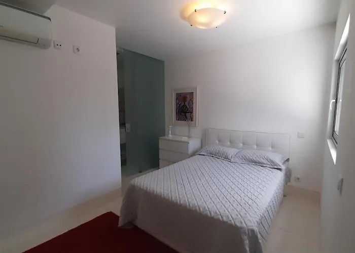 Forest View Apartment *